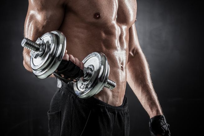 Scandalo: bodybuilders accusati di uso di steroidi per migliorare le prestazioni